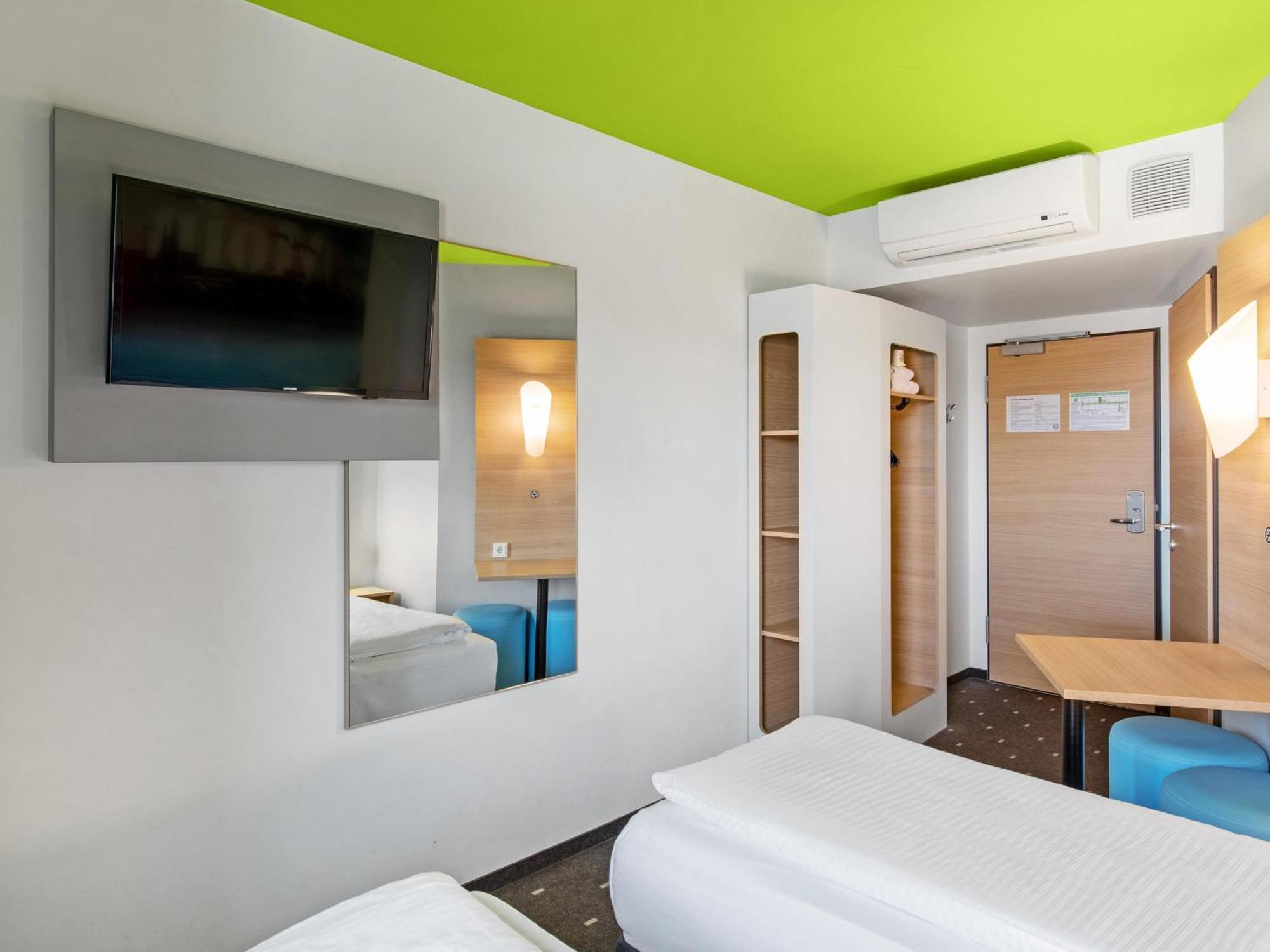 B&B Hotel Hamburg-Wandsbek Bagian luar foto
